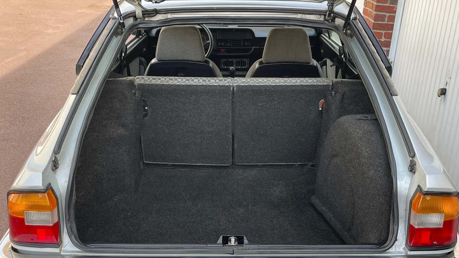 Image pour voiture 32