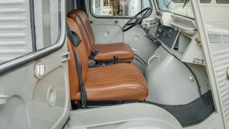 Image pour voiture 35