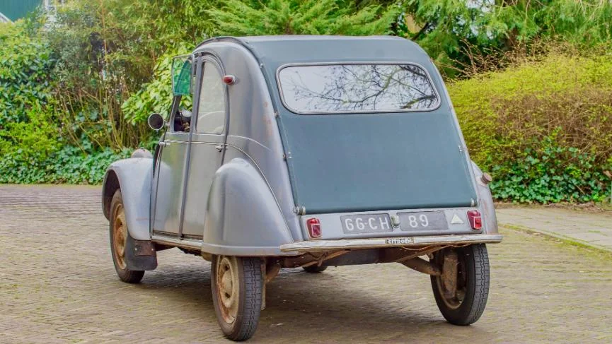 Image pour voiture 37