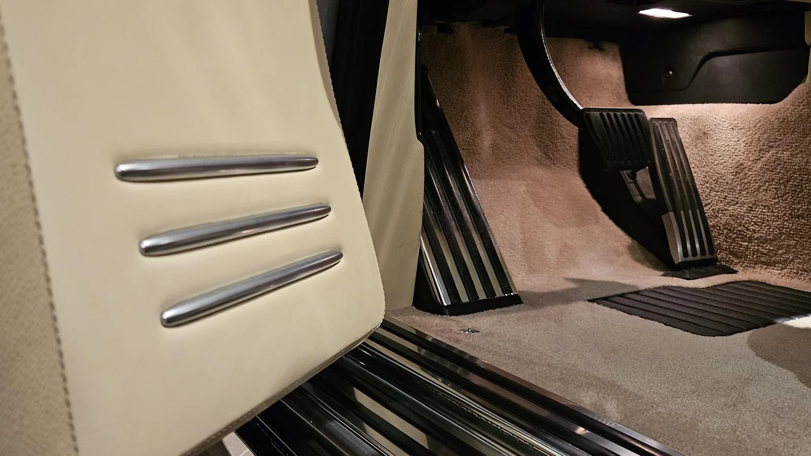 Image pour voiture 39